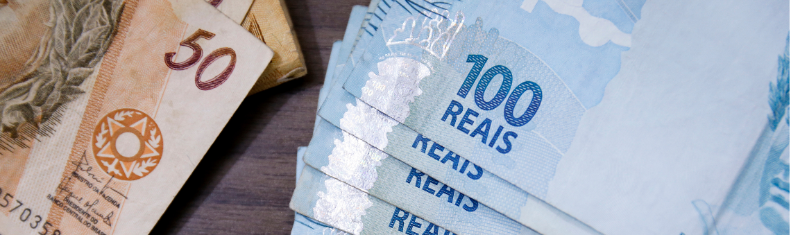 Publicada a lei que confirma o salário-mínimo de R$ 1.045,00 em 2020
